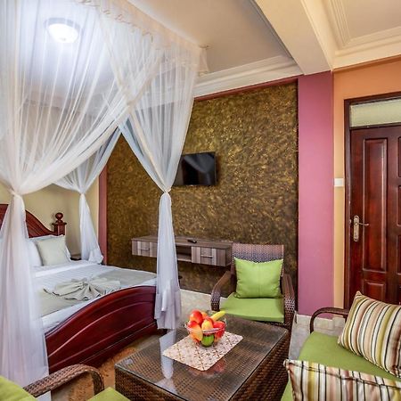 Keba Xpress Hotel - เอนเทบเบ้ ภายนอก รูปภาพ
