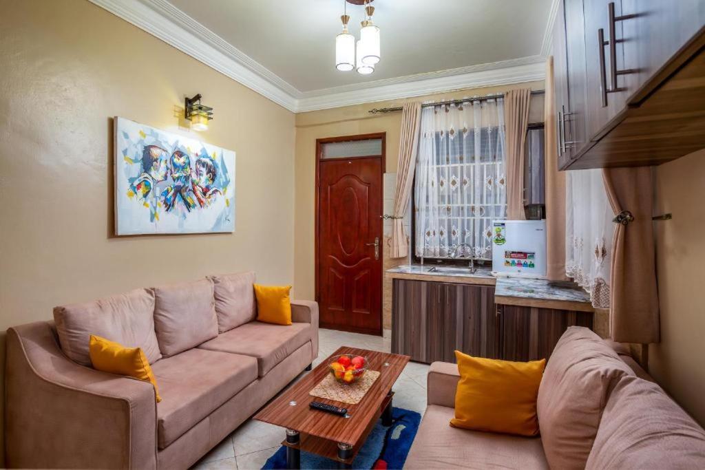 Keba Xpress Hotel - เอนเทบเบ้ ภายนอก รูปภาพ
